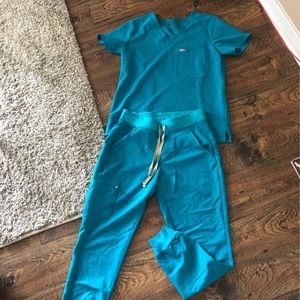 Figs teal scrub set